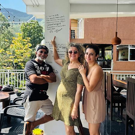 Adams Peak Inn ナラタニヤ エクステリア 写真