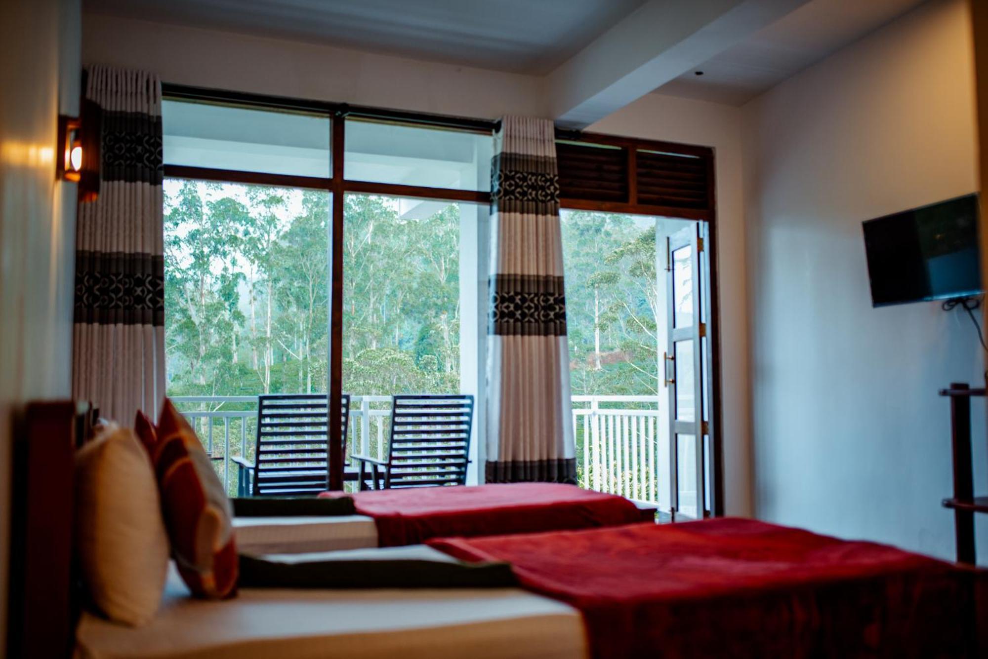 Adams Peak Inn ナラタニヤ エクステリア 写真