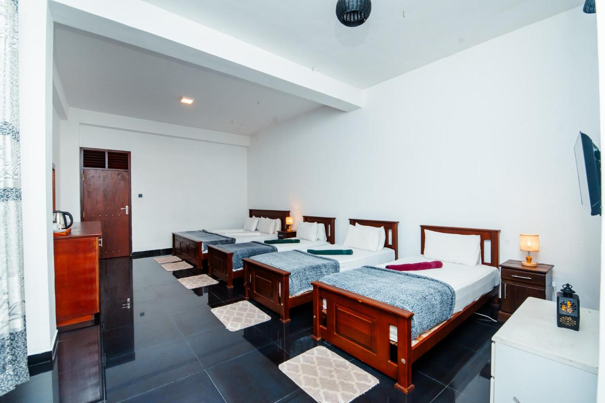 Adams Peak Inn ナラタニヤ エクステリア 写真