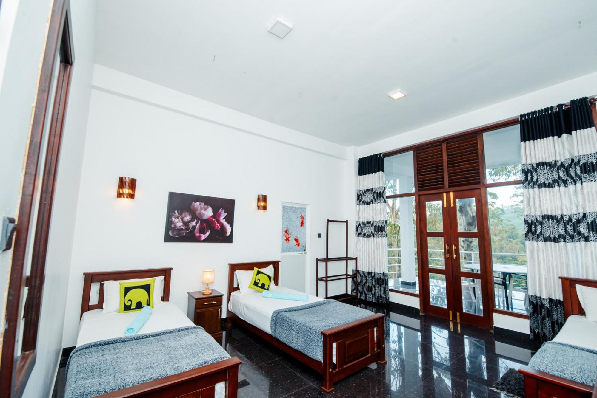 Adams Peak Inn ナラタニヤ エクステリア 写真
