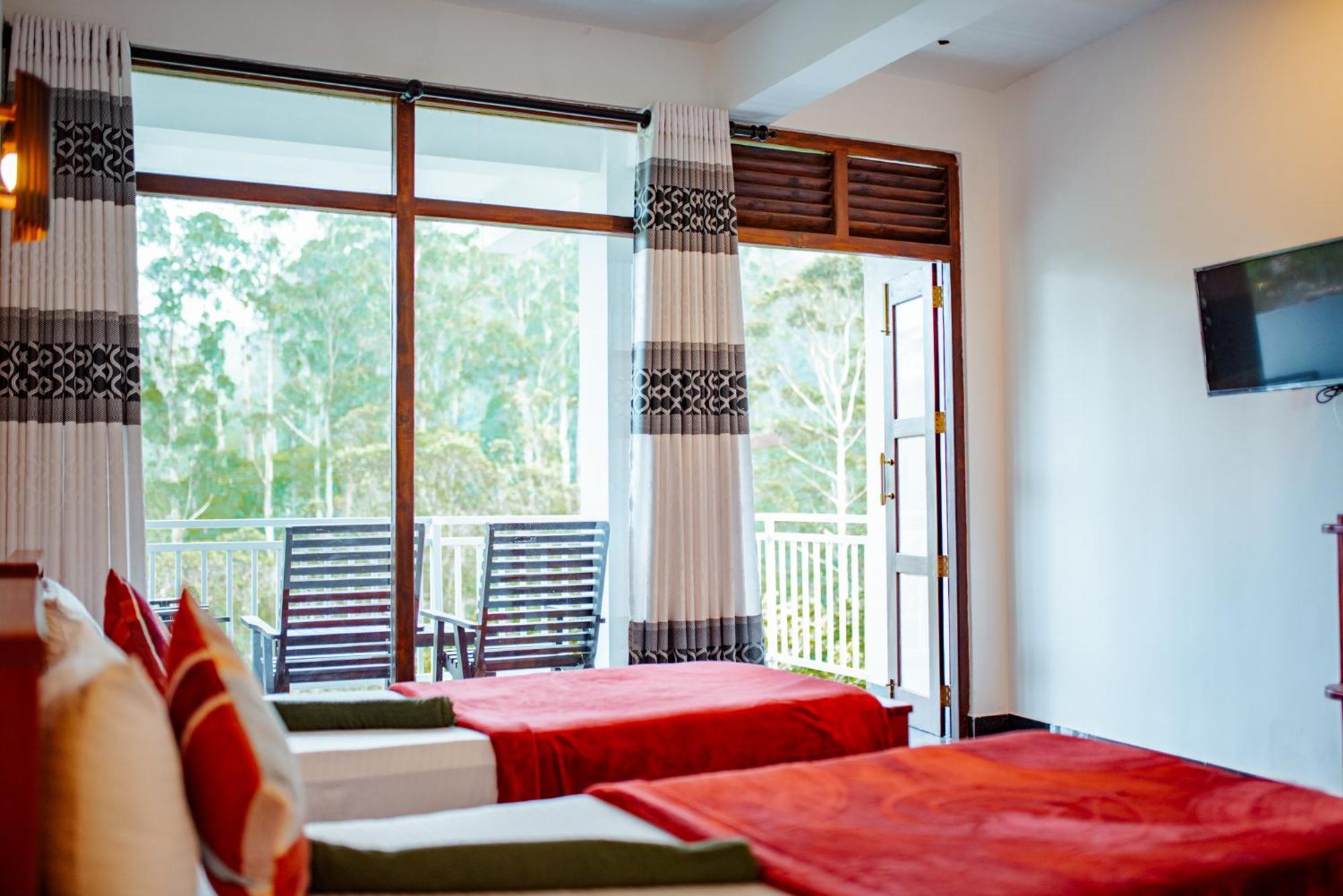 Adams Peak Inn ナラタニヤ エクステリア 写真