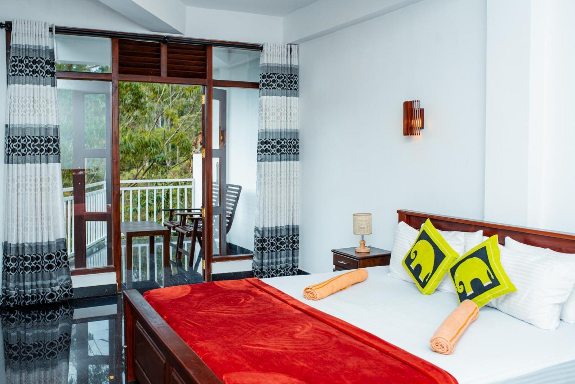 Adams Peak Inn ナラタニヤ エクステリア 写真