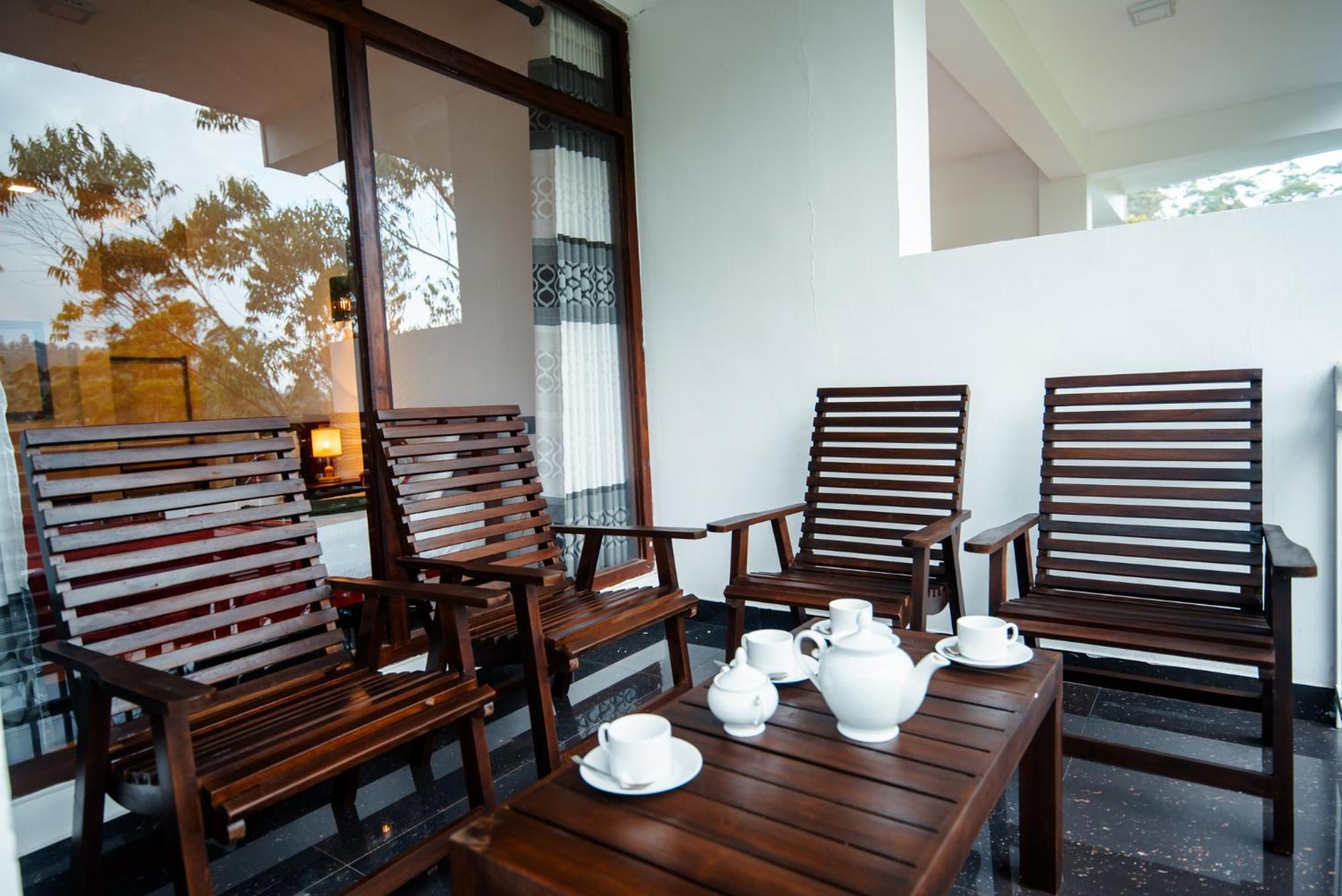 Adams Peak Inn ナラタニヤ エクステリア 写真