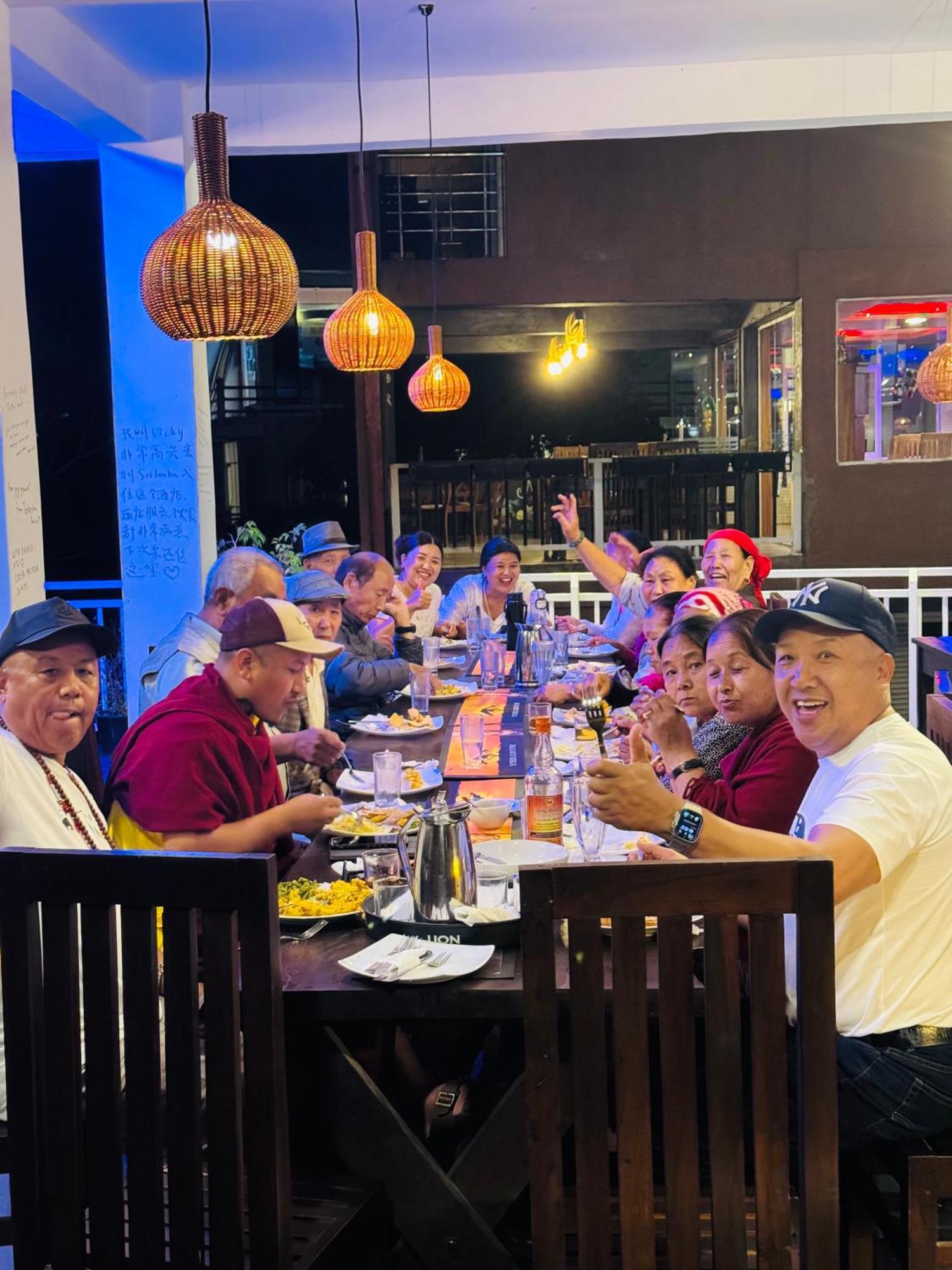 Adams Peak Inn ナラタニヤ エクステリア 写真